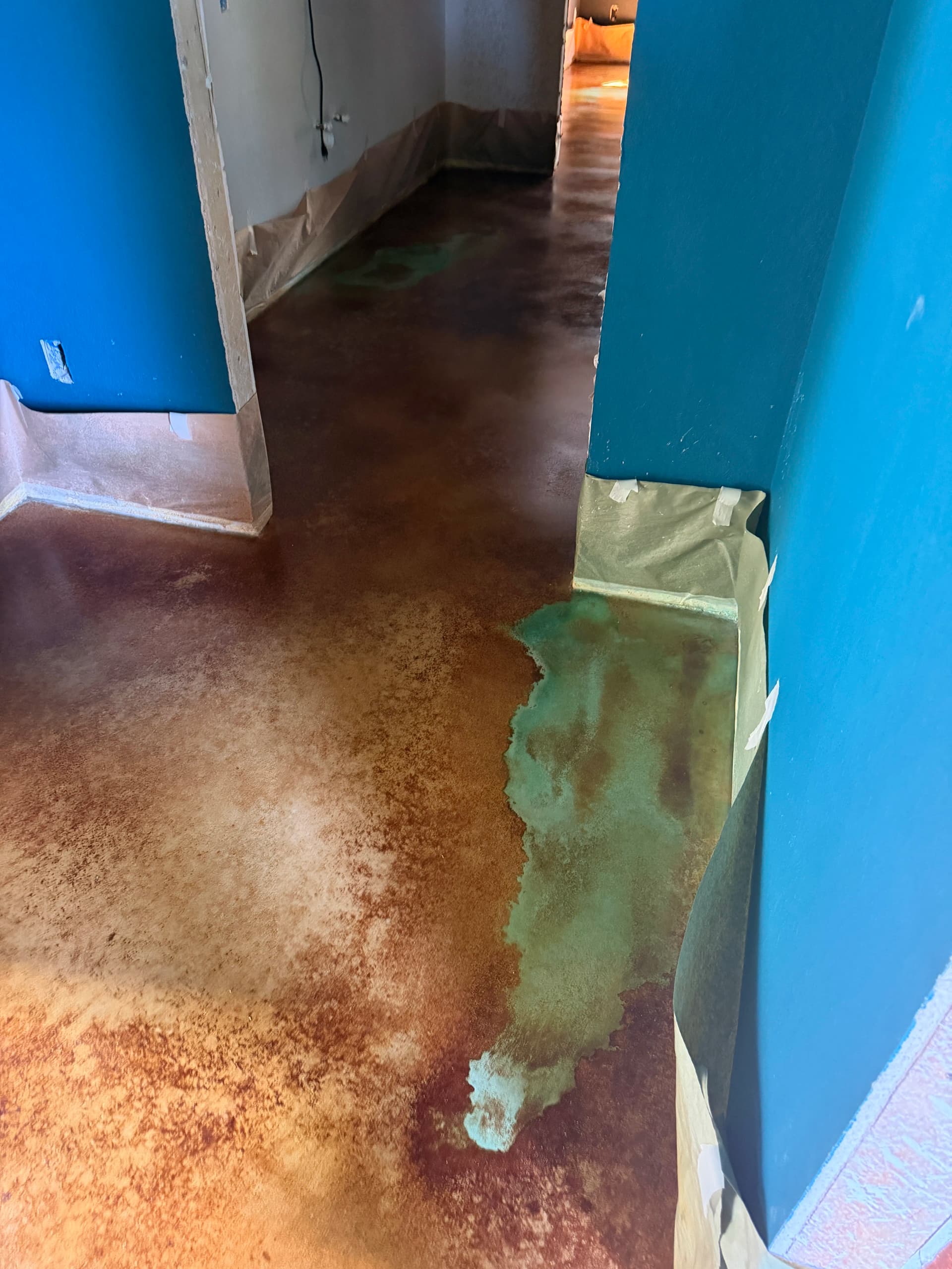Gallery photos for Acid Stained Concrete Floor with Aqua and Cola Colors: Image #2