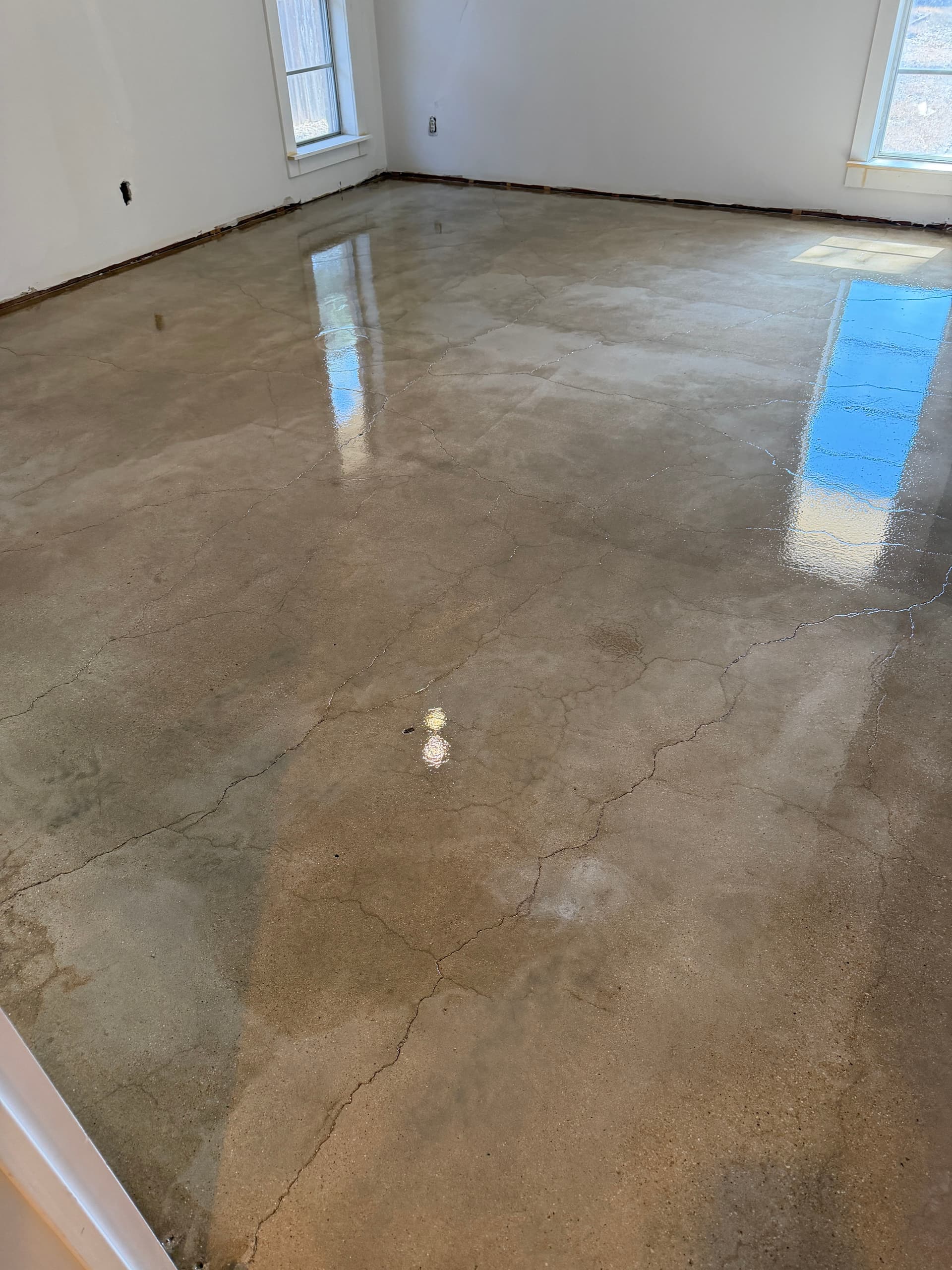 Gallery photos for Residential Transformation with Polished Concrete Floors: Image #3