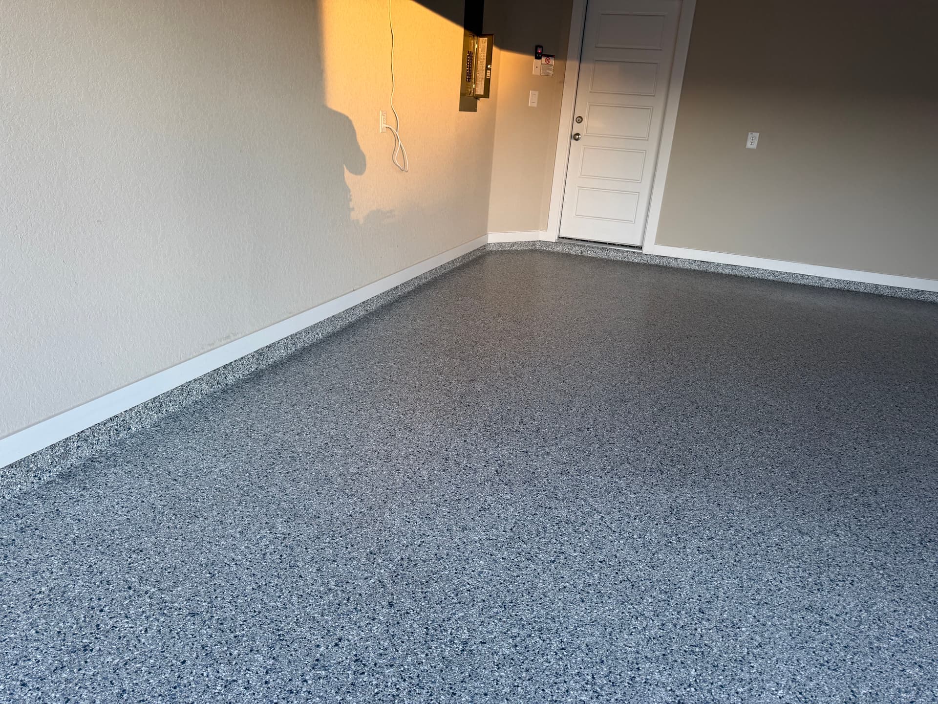 Gallery photos for Flake Epoxy Flooring Transformation for Your Garage: Image #2