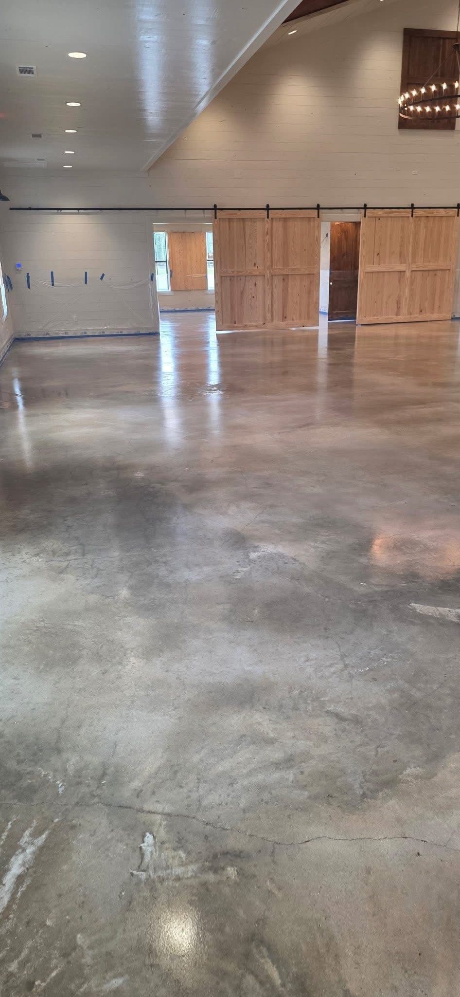 Gallery photos for Grind and Seal Concrete Floors That Actually Hold Up: Image #1