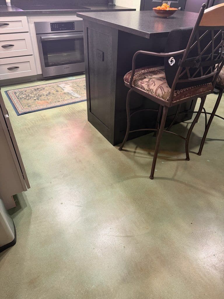 Gallery photos for Artistic Stained Concrete Floor in Home Kitchen: Image #2