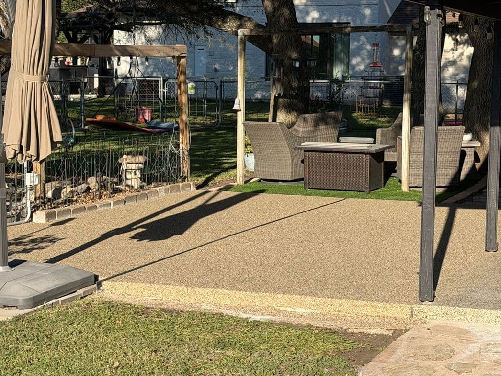 Long-Lasting Patios with Polyurea Coating image