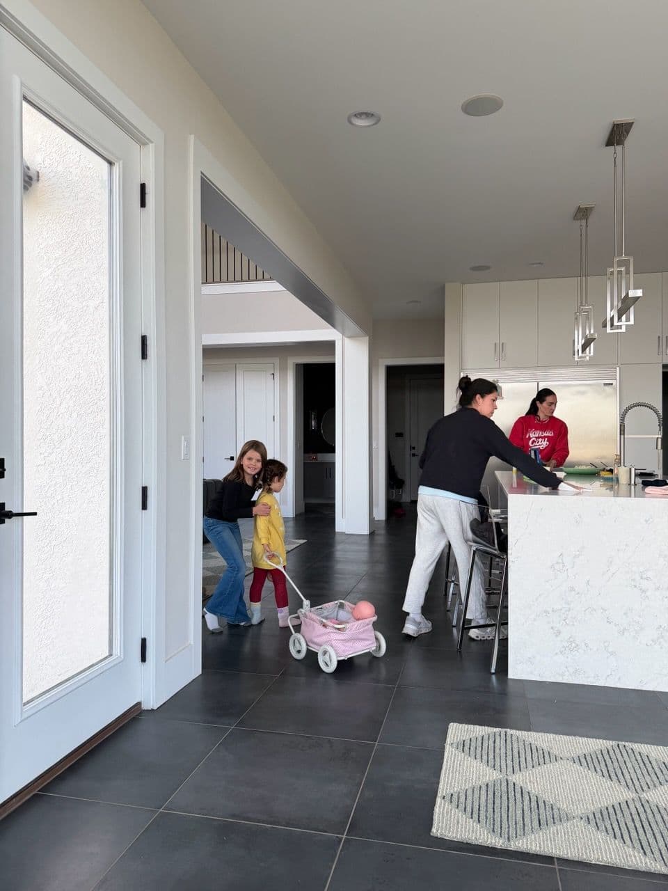 Gallery photos for Stunning Metallic Epoxy Flooring Elevates Modern Spaces: Image #2