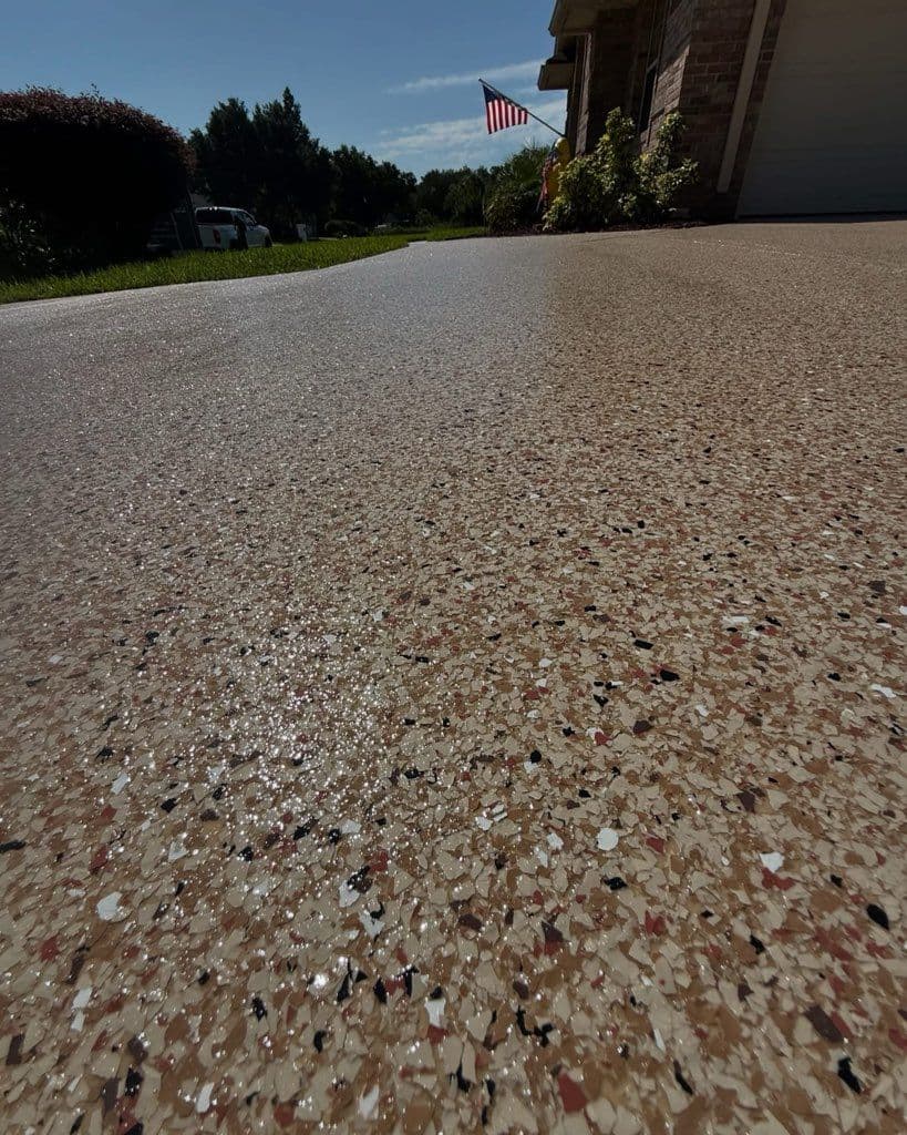 Gallery photos for Texas Flake Epoxy Driveway Transformation Success: Image #3