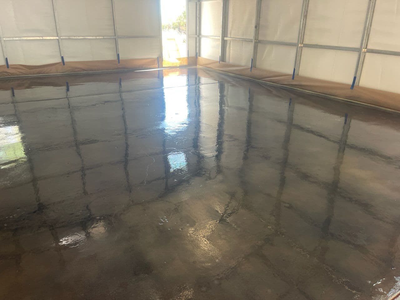 Project Stunning Garage Transformation with High-Gloss Finish image