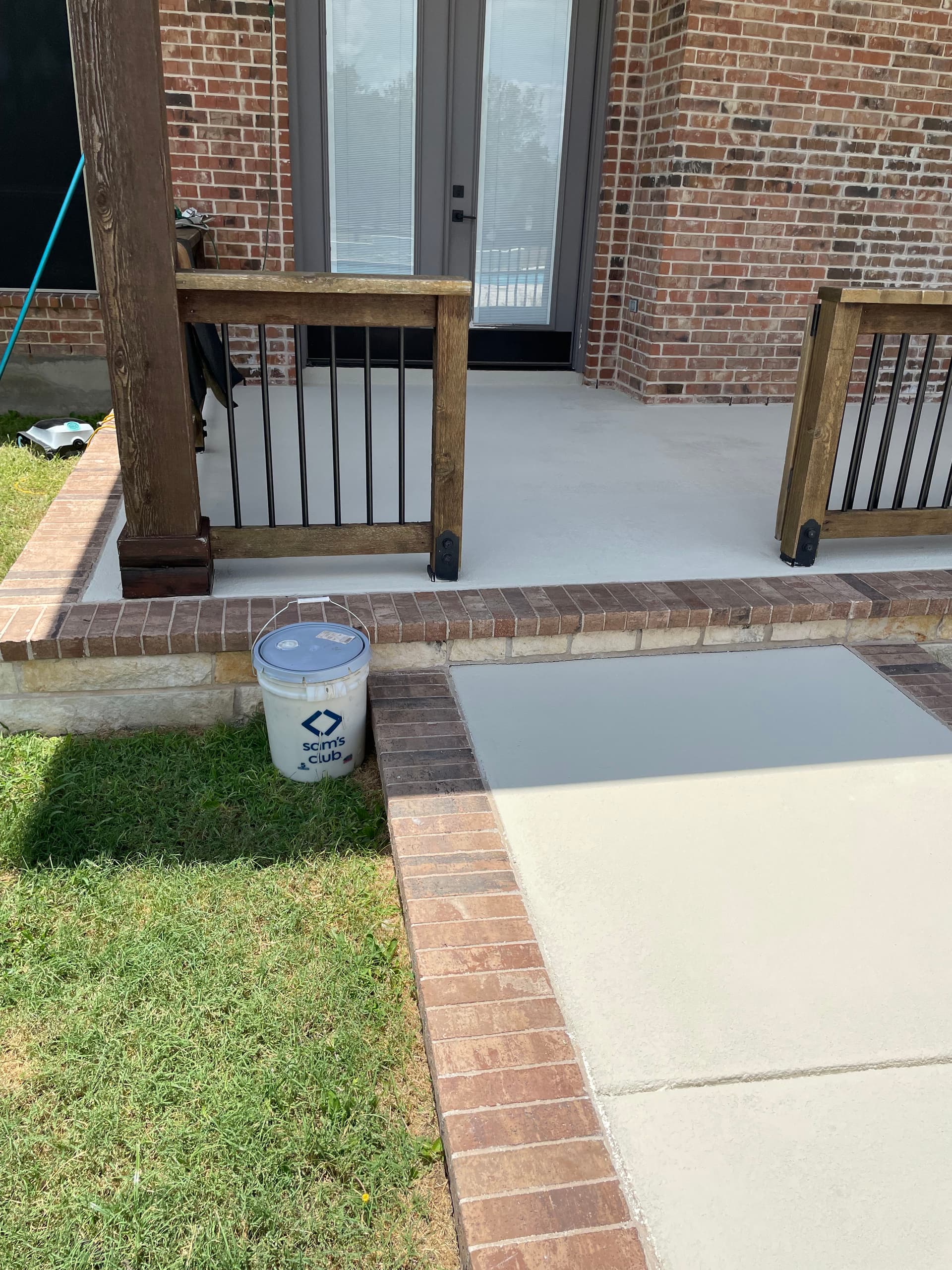 Gallery photos for Cool Deck Coating That Actually Keeps Your Pool Deck Bearable: Image #2