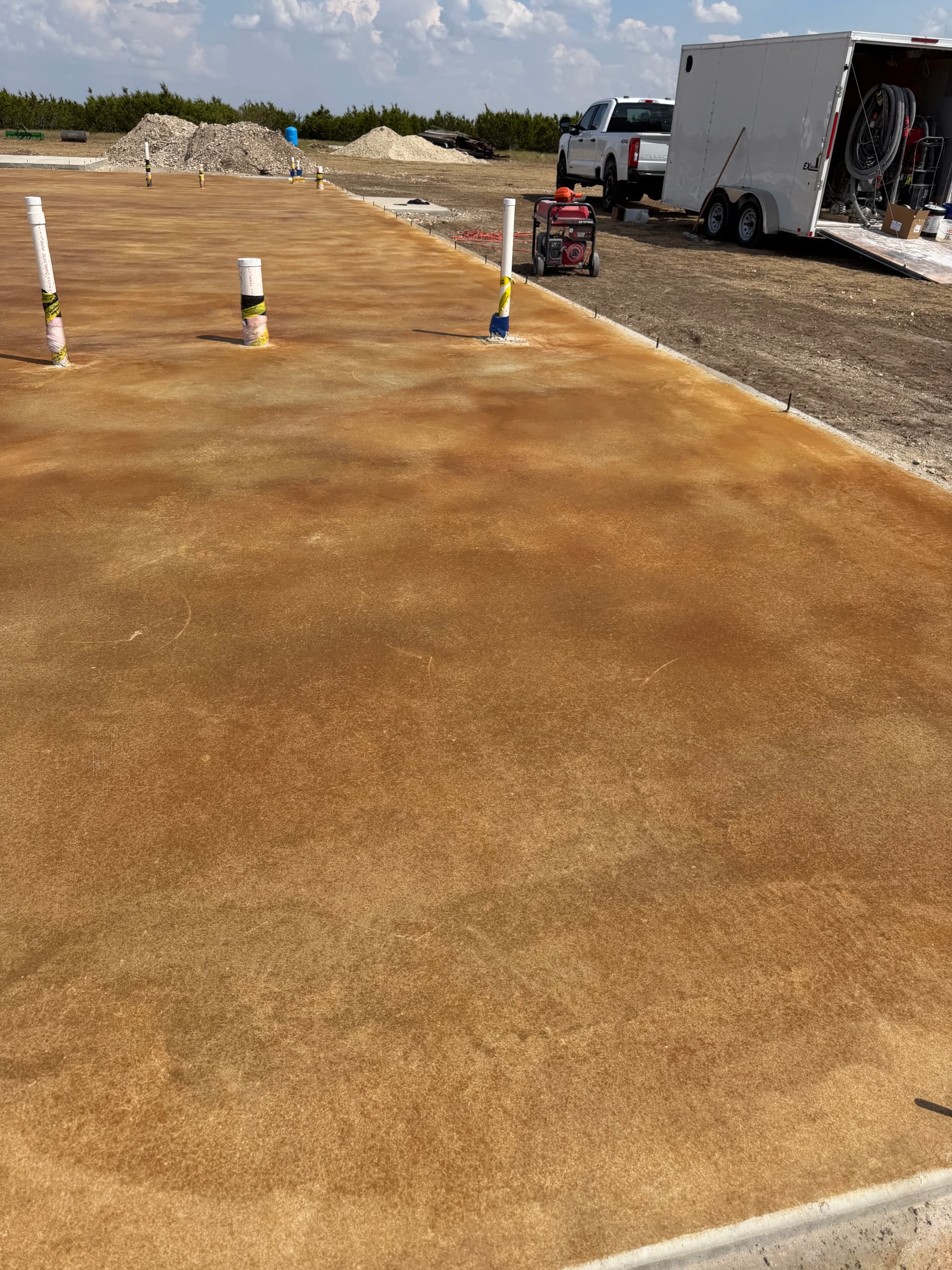 Gallery photos for Acid Stained Concrete Slab With Rich Color and Natural Depth: Image #1