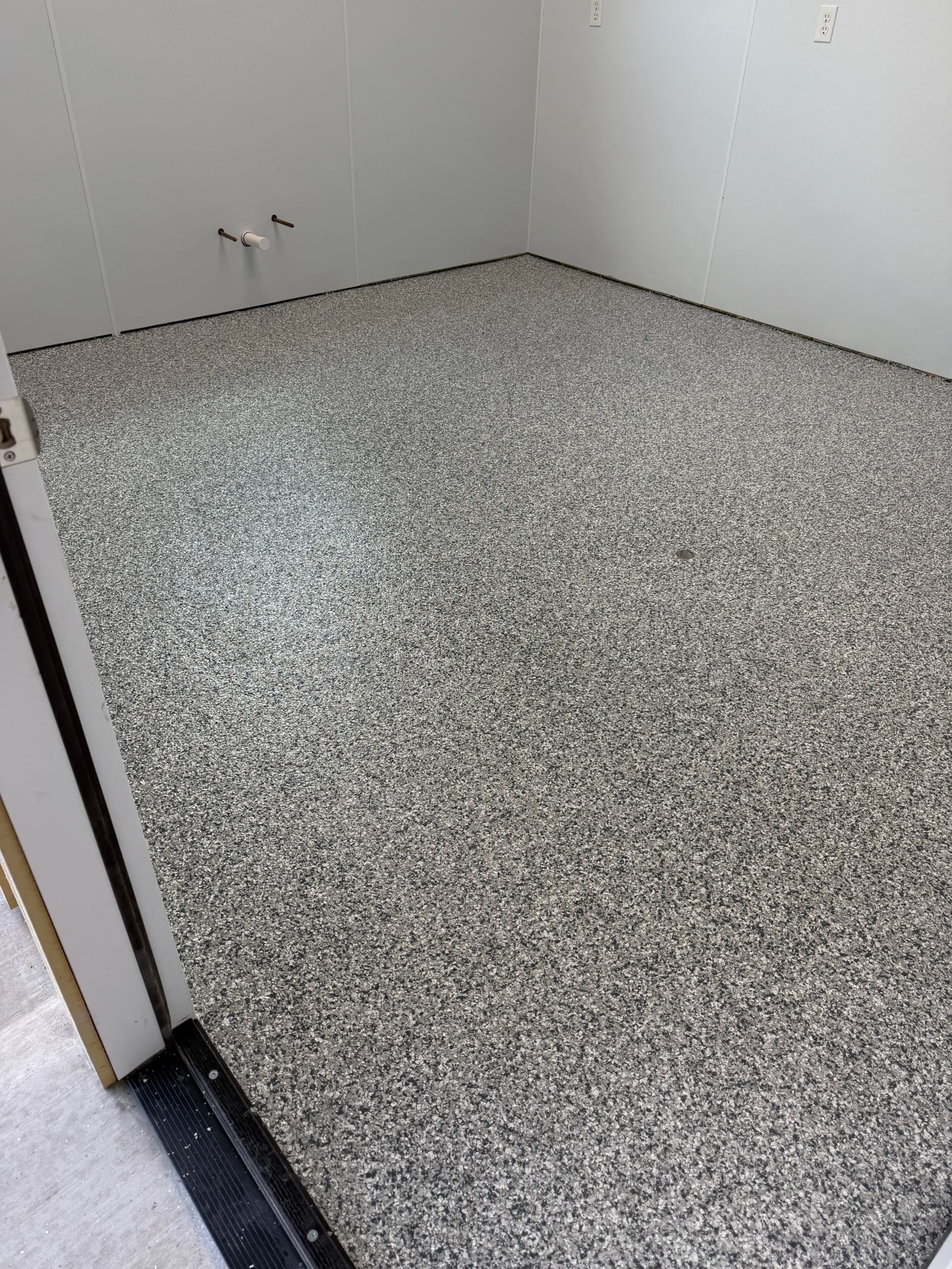 Gravel Flake Epoxy Floors That Work as Hard as You Do image