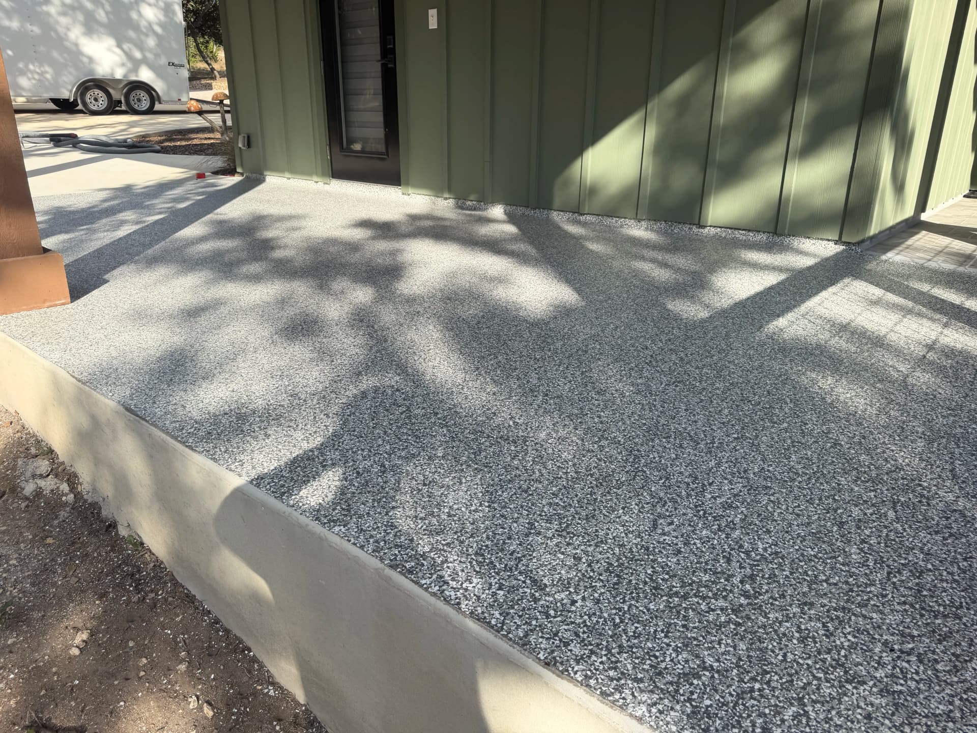 Gallery photos for Flake Epoxy Patio and Porch Finish That Actually Lasts: Image #3