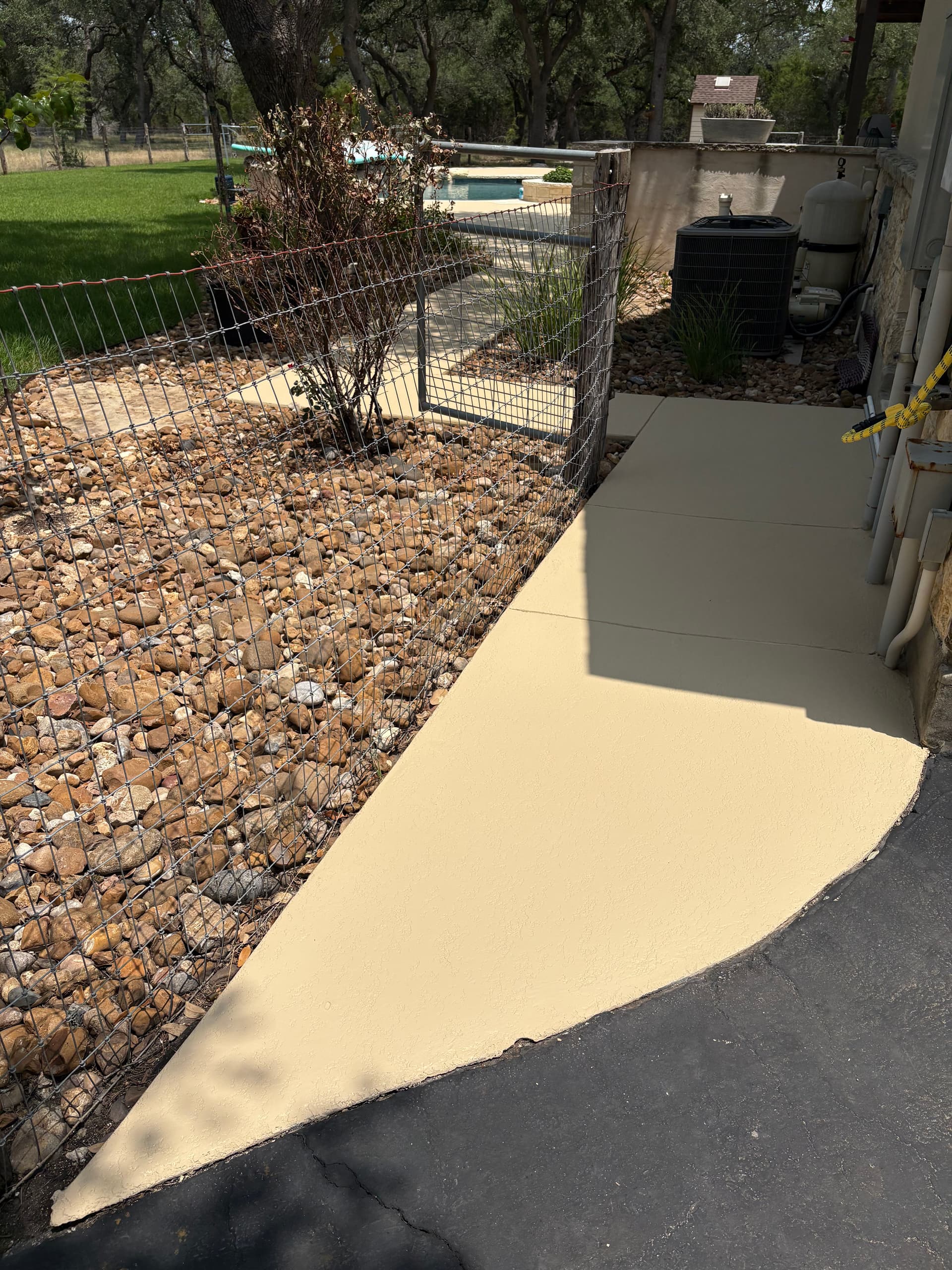 Gallery photos for Pool Decks and Garage Floors Done Right With Concrete Coatings: Image #2
