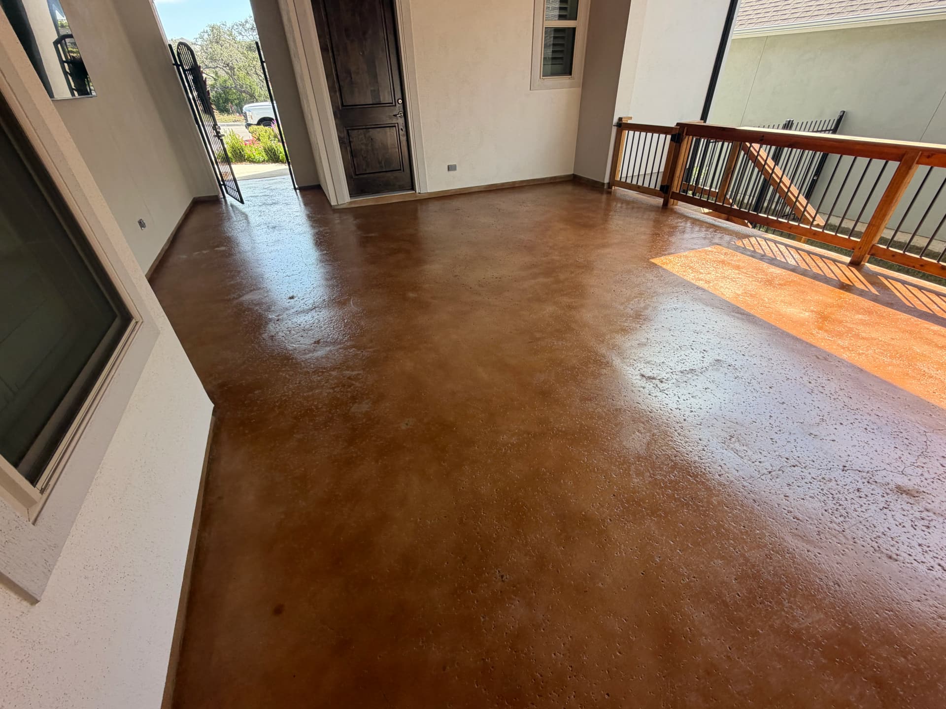 Gallery photos for Amarillo Stain on Salt-Finished Concrete Porch and Entry: Image #1