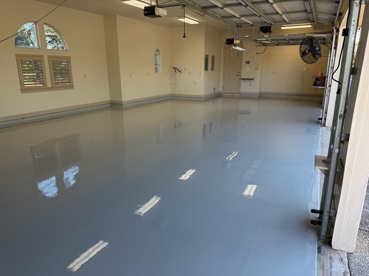 Gallery photos for Sleek Garage Flooring Upgrade in Boerne: Image #2
